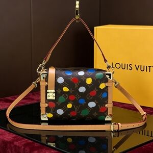 Louis Vuitton Petite Malle  Yayoi Kusama